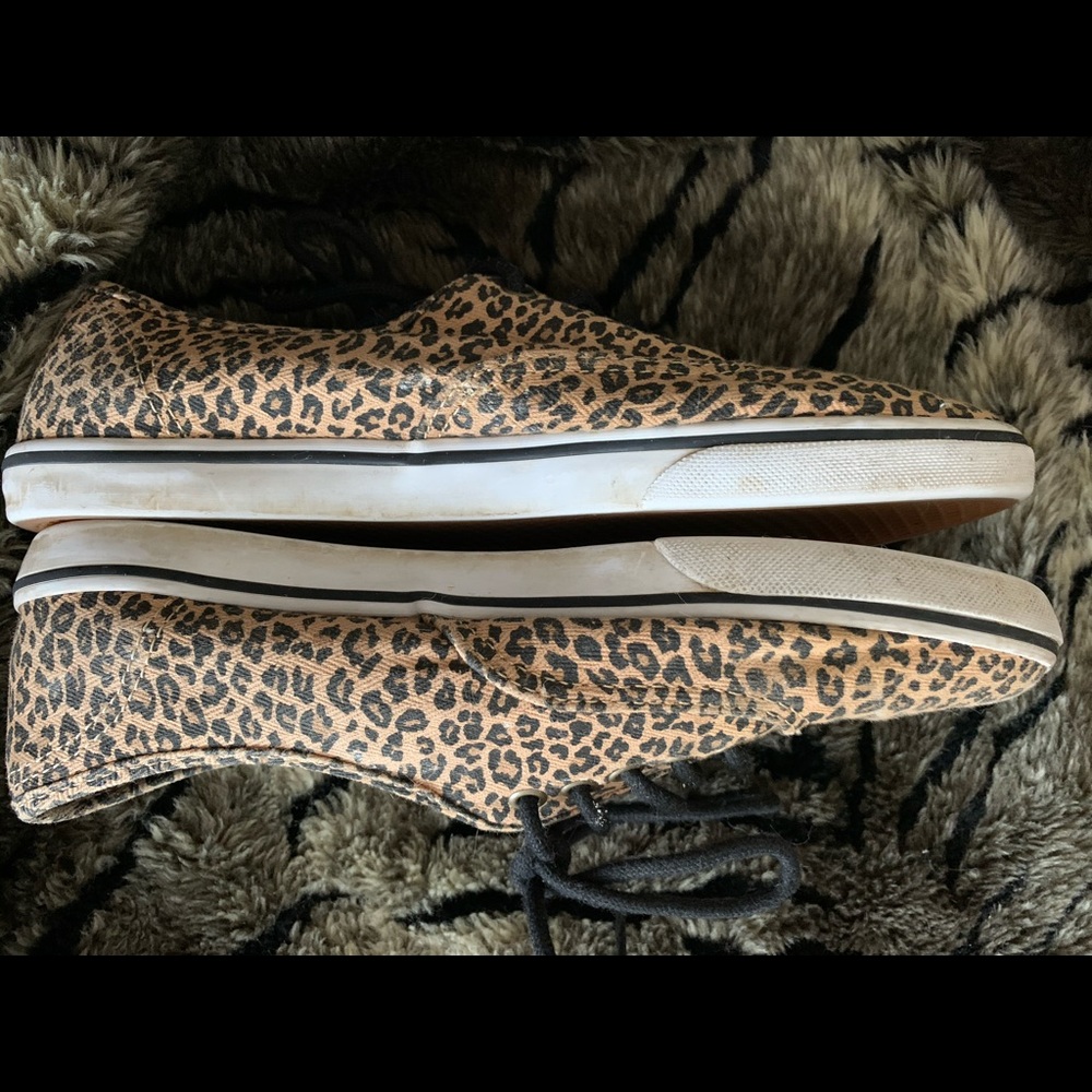 Sold โ on mercari โ Leopard Vans ๐ Womenโs - Picture 4 of 5